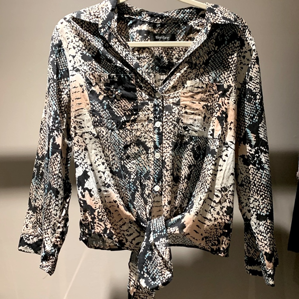 Karen Kane top
